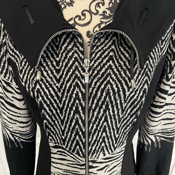 Frank Lyman. For Melanie Lyne. NWT. Zip up zebra print midi dress/ blazer. SZ 8. - Picture 5 of 14